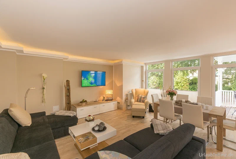 01 Wohnzimmer