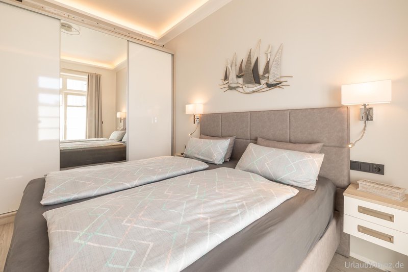 10 Schlafzimmer 2